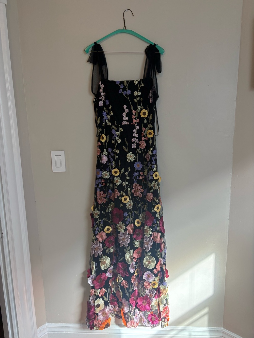 Lulus Embroidered Floral Maxi — Size L